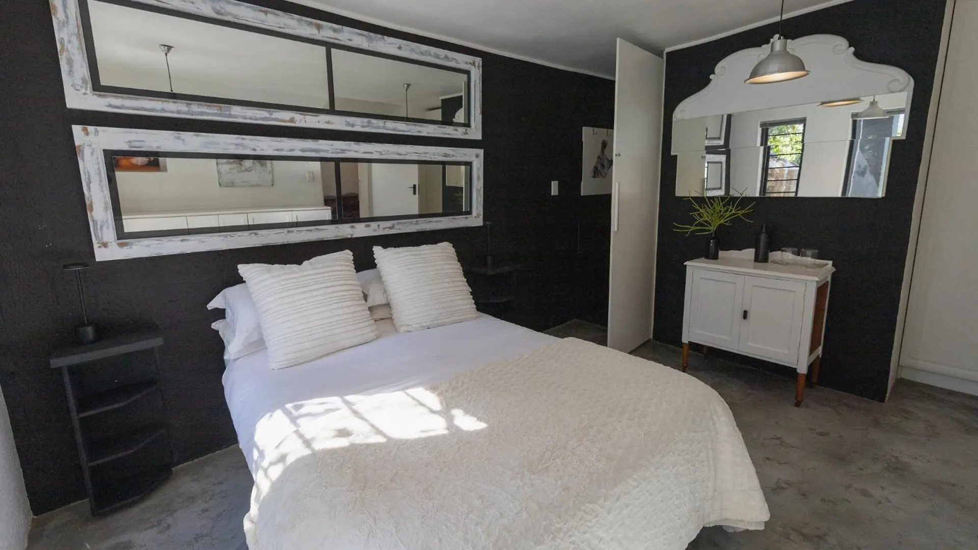 Holiday home Solar Powered Perfect Getaway Villa Cape Town South Africa